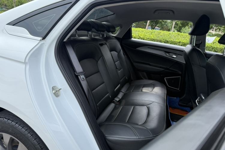 Used Geometry A 2021 Pro Enjoy High-Dimensional Range Edition 430KM A430 Easy-Drive Version Interior 10