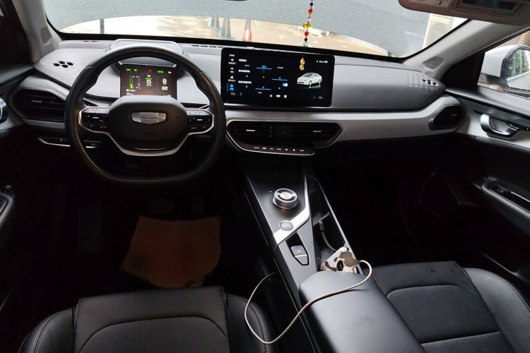 Used Geometry A 2021 Pro Enjoy High-Dimensional Range Edition 430KM A430 Easy-Drive Version Interior 2