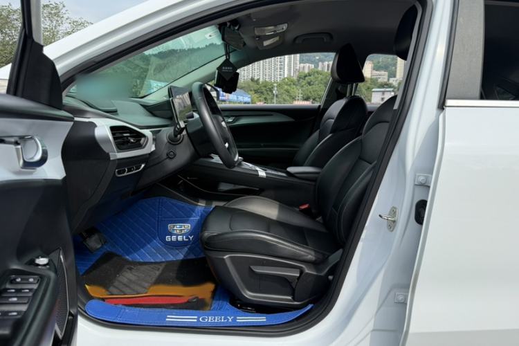 Used Geometry A 2021 Pro Enjoy High-Dimensional Range Edition 430KM A430 Easy-Drive Version Interior 3