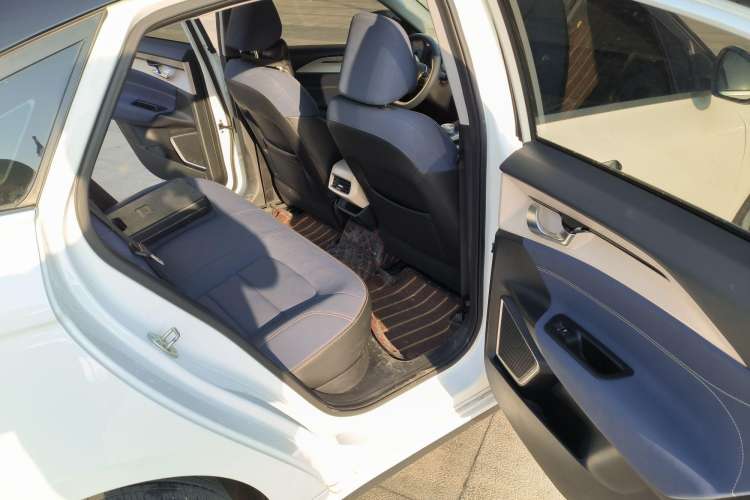 Used Geometry A 2021 Pro Enhanced High-Efficiency Range Version 600KM A600 PowerCube Edition Interior 7