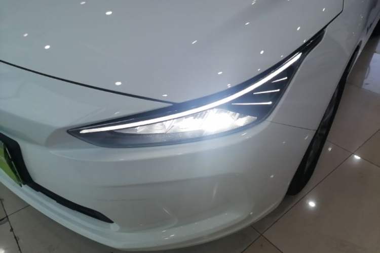 Used Geometry A 2021 Pro Enjoy High-Dimensional Range Edition 430 km A430 Square Version Left Front Headlight