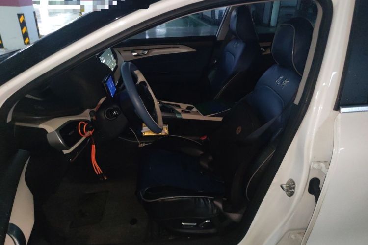 Used Geometry A 2021 Pro Enhanced High-Efficiency Range Version 600 km A600 Cubic Edition Left Front Seat