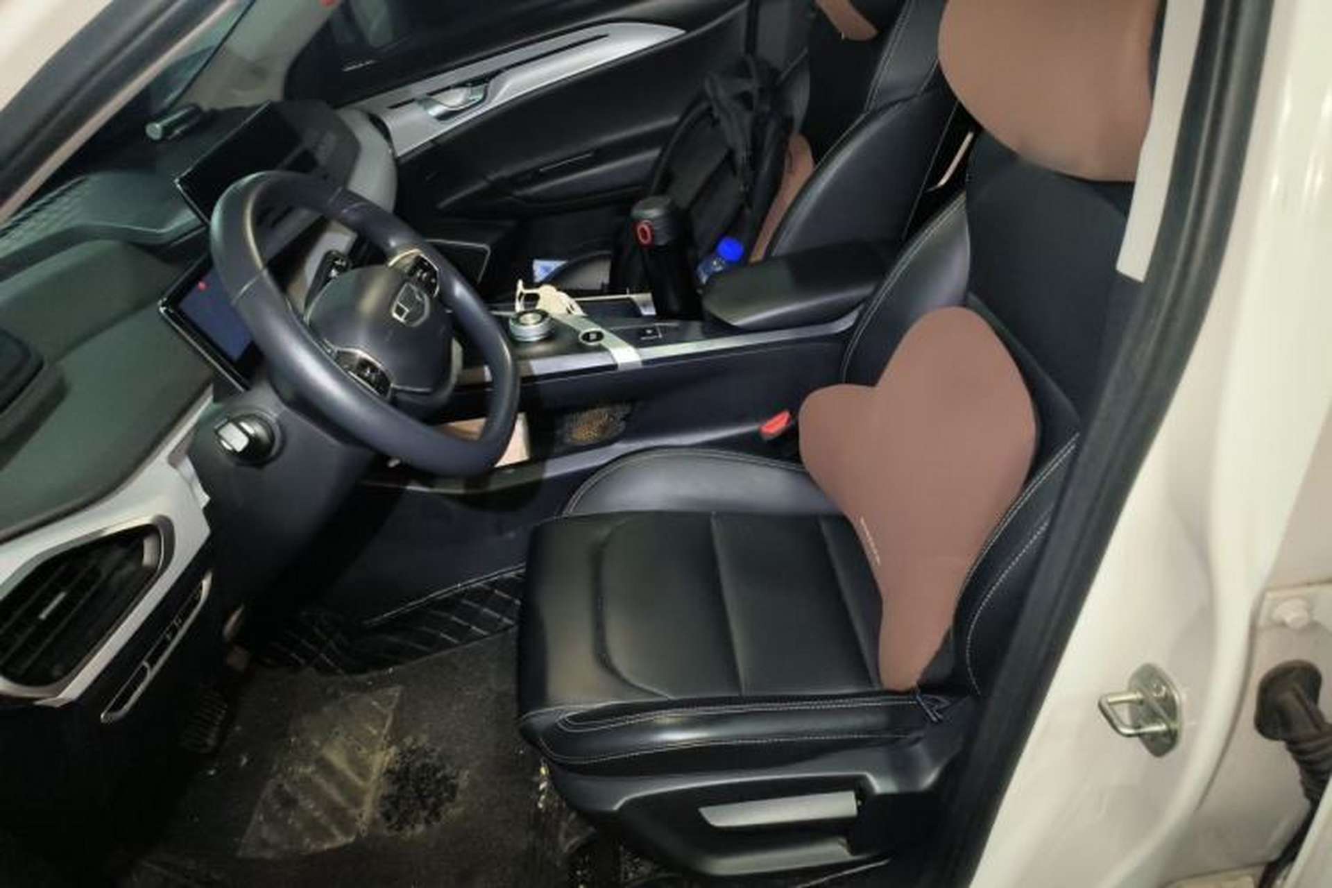Used Geometry A 2021 Pro Enjoy High-Dimensional Range Edition 430KM A430 Easy-Drive Version Left Front Seat