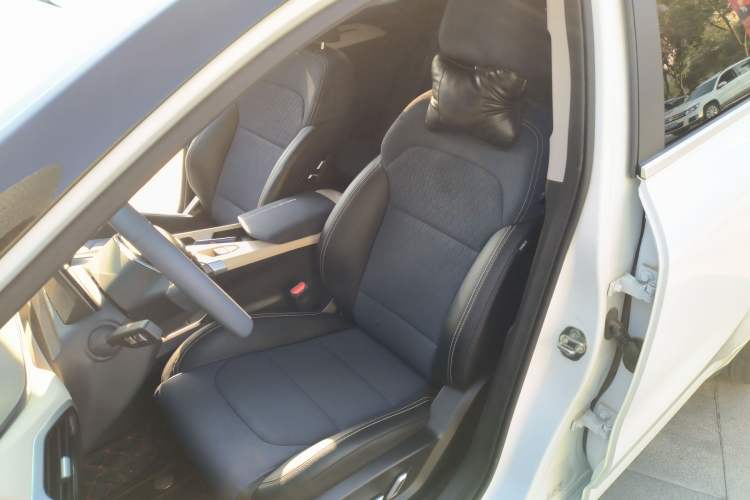 Used Geometry A 2021 Pro Enhanced High-Efficiency Range Version 600KM A600 PowerCube Edition Left Front Seat