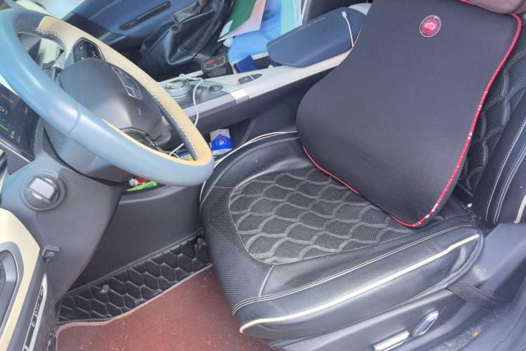 Used Geometry A 2021 Pro Enhanced High-Efficiency Range Version 600KM A600 Asian Games Edition Left Front Seat