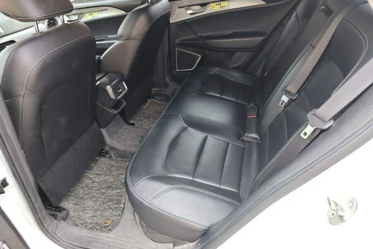 Used Geometry A 2021 Pro Enjoy High-Dimensional Range Edition 430KM A430 Easy-Drive Version Left Rear Seat