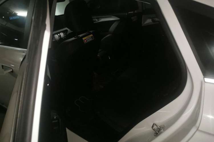 Used Geometry A 2021 Pro Enjoy High-Dimensional Range Edition 430KM A430 Easy-Drive Version Left Rear Seat
