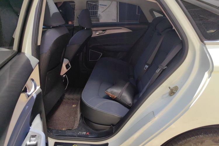 Used Geometry A 2021 Pro Enhanced High-Efficiency Range Version 600 km A600 Cubic Edition Left Rear Seat