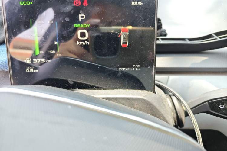 Used Geometry A 2021 Pro Enjoy High-Dimensional Range Edition 430KM A430 Easy-Drive Version Odometer Close Up