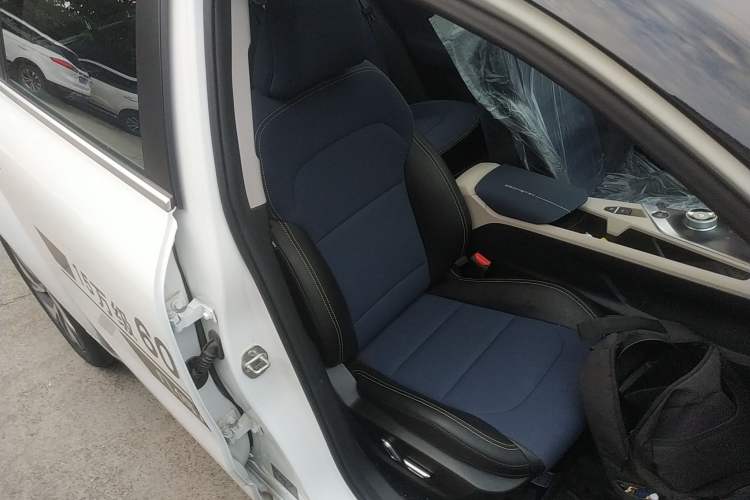 Used Geometry A 2021 Pro Enhanced High-Efficiency Range Version 600KM A600 PowerCube Edition Right Front Seat