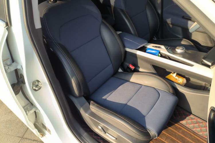 Used Geometry A 2021 Pro Enhanced High-Efficiency Range Version 600KM A600 PowerCube Edition Right Front Seat