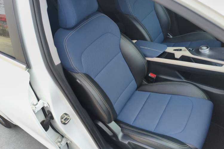 Used Geometry A 2021 Pro Enjoy High-Dimensional Range Edition 430 km A430 Cubic Version Right Front Seat