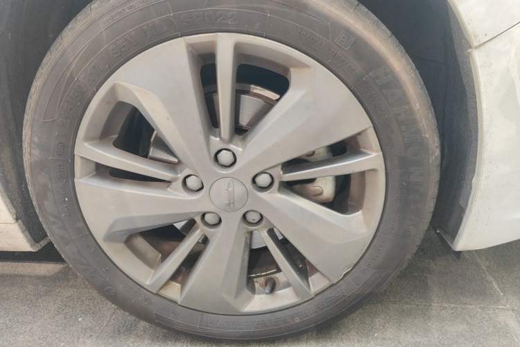 Used Geometry A 2021 Pro Enhanced High-Efficiency Range Version 600 KM A600 Chanyou Edition Right Front Wheel Hub