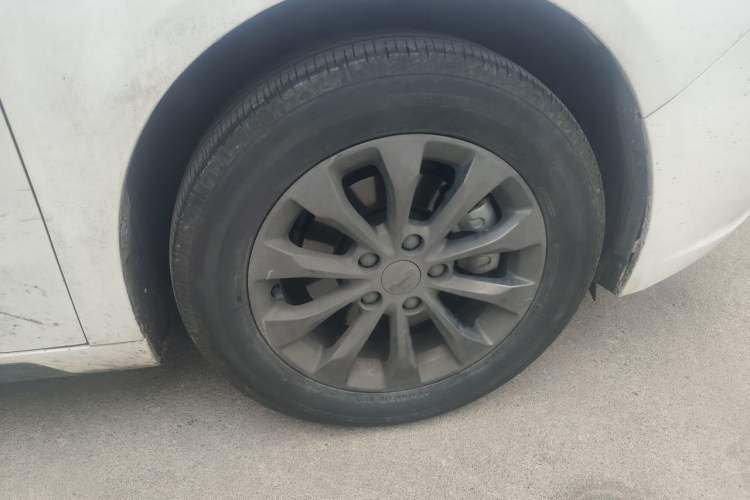 Used Geometry A 2021 Pro Enjoy High-Dimensional Range Edition 430 km A430 Square Version Right Front Wheel Hub