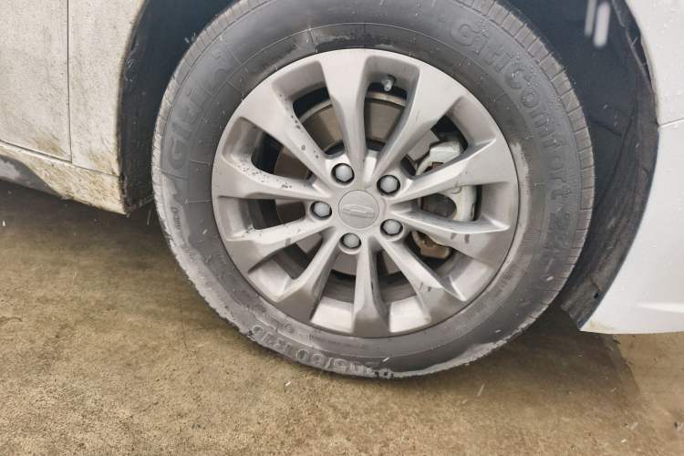 Used Geometry A 2021 Pro Enjoy High-Dimensional Range Edition 430 km A430 Square Version Right Front Wheel Hub