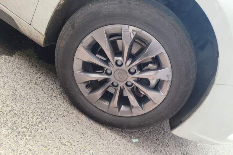 Used Geometry A 2021 Pro Enjoy High-Dimensional Range Edition 430 km A430 Square Version Right Front Wheel Hub