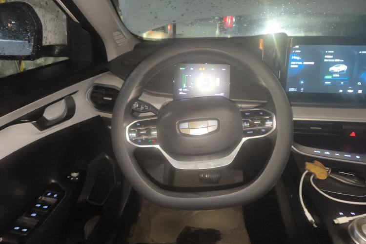 Used Geometry A 2021 Pro Enjoy High-Dimensional Range Edition 430 km A430 Cubic Version Steering Wheel