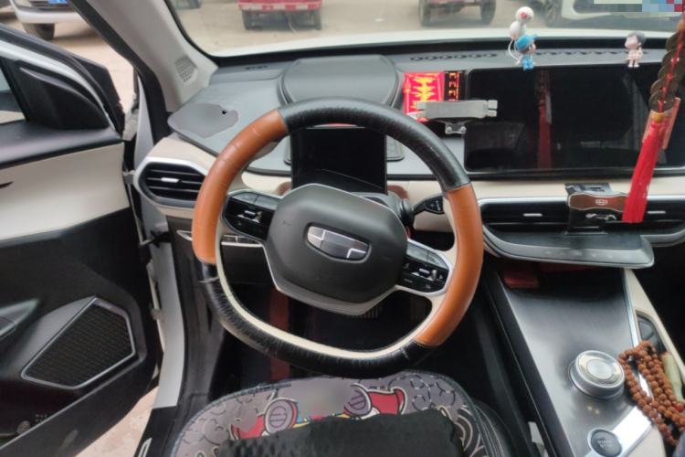 Used Geometry A 2021 Pro Enjoy High-Dimensional Range Edition 430 km A430 Cubic Version Steering Wheel
