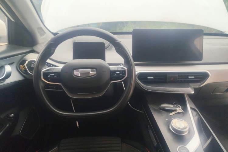 Used Geometry A 2021 Pro Enjoy High-Dimensional Range Edition 430 km A430 Square Version Steering Wheel
