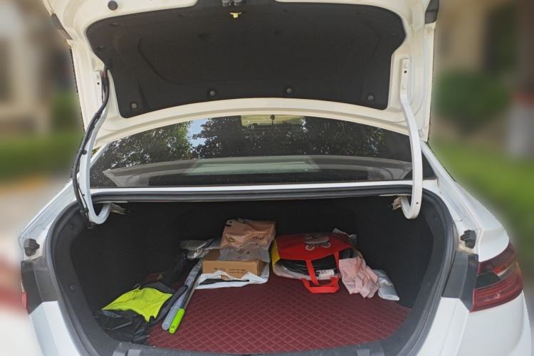 Used Geometry A 2021 Pro Enhanced High-Efficiency Range Version 600KM A600 Asian Games Edition Trunk