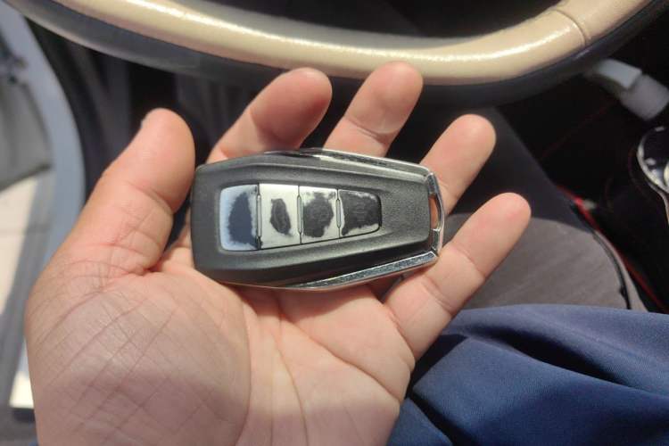 Used Geometry A 2021 Pro Enhanced High-Efficiency Range Version 600KM A600 Asian Games Edition Vehicle Key
