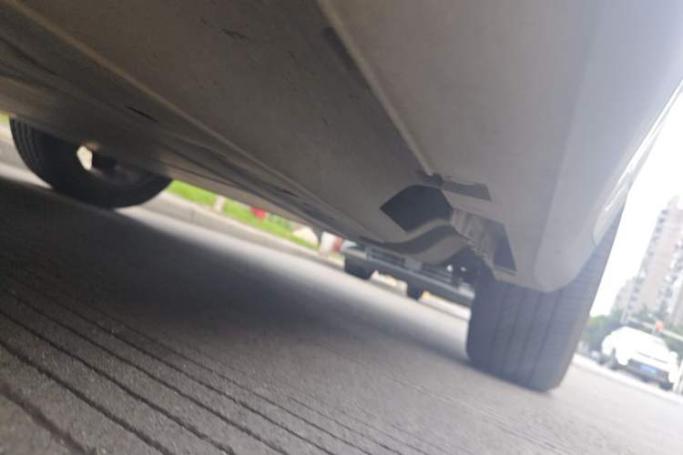Used Geometry A 2022 Pro 430KM Green Apple Pro Chassis Rear Left