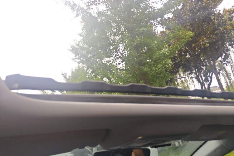 Used Geometry A 2022 Pro 430KM Green Apple Pro Headliner