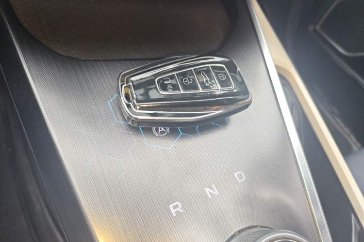 Used Geometry A 2022 Pro 430KM Green Apple Pro Vehicle Key
