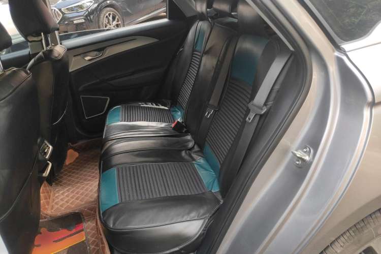 Used Geometry A 2022 Pro 430KM Commuter Edition Left Rear Seat