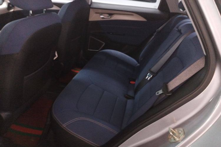 Used Geometry A 2022 Pro 600KM Red Apple Plus Left Rear Seat