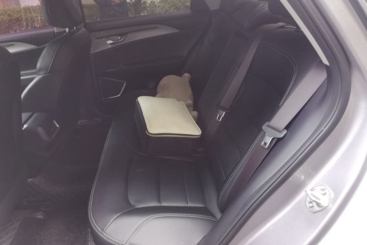 Used Geometry A 2022 Pro 430KM Commuter Edition Left Rear Seat
