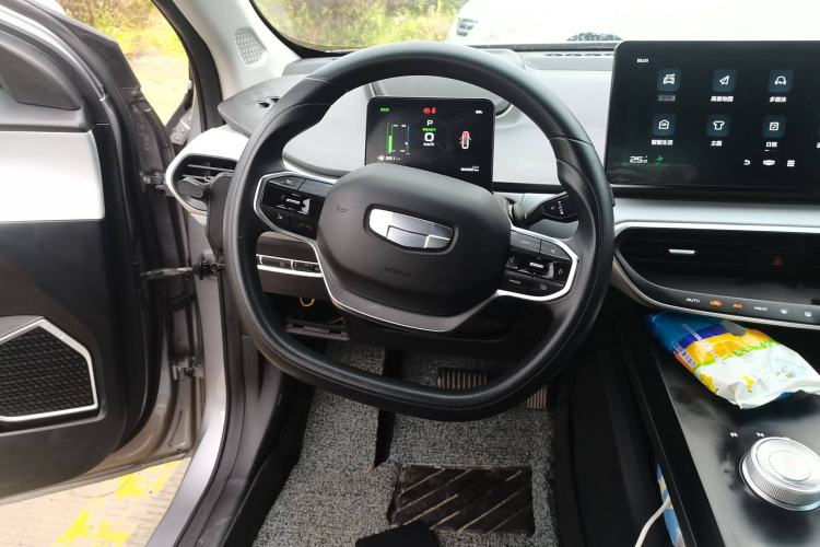 Used Geometry A 2022 Pro 430KM Commuter Edition Steering Wheel