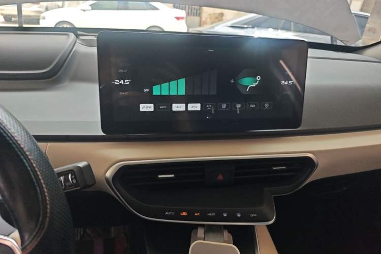 Used Geometry A 2022 Pro 430KM Green Apple Pro Audio And AC Panel
