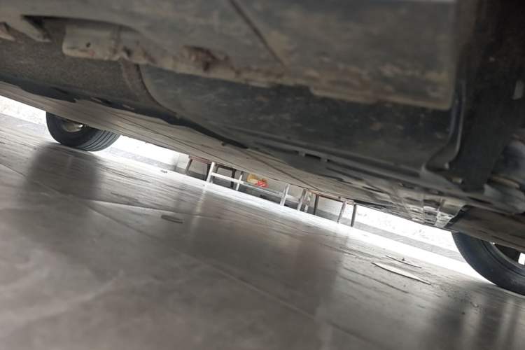 Used Geometry A 2022 Pro 430KM Green Apple Pro Chassis Front Right