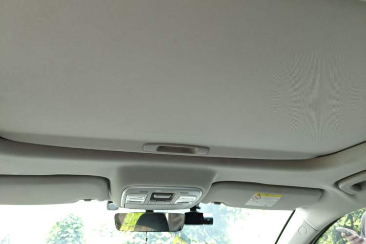 Used Geometry A 2022 Pro 430KM Green Apple Pro Headliner
