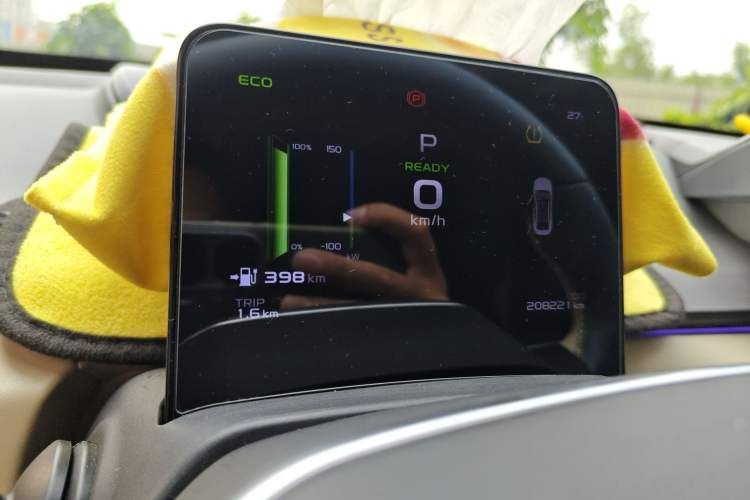 Used Geometry A 2022 Pro 430KM Green Apple Pro Instrument Cluster