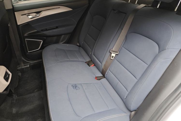 Used Geometry A 2022 Pro 600KM Red Apple Plus Left Rear Seat