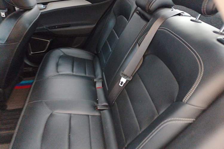 Used Geometry A 2022 Pro 430KM Business Edition Left Rear Seat