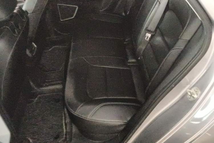 Used Geometry A 2022 Pro 430KM Commuter Edition Left Rear Seat