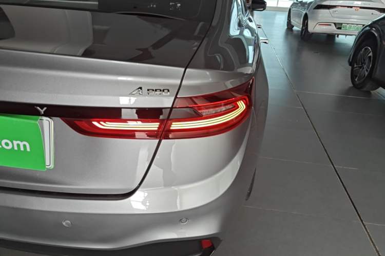 Used Geometry A 2022 Pro 430KM Green Apple Plus Right Rear Taillight