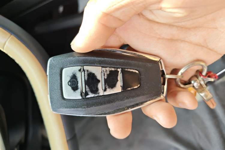 Used Geometry A 2022 Pro 430KM Green Apple Pro Vehicle Key