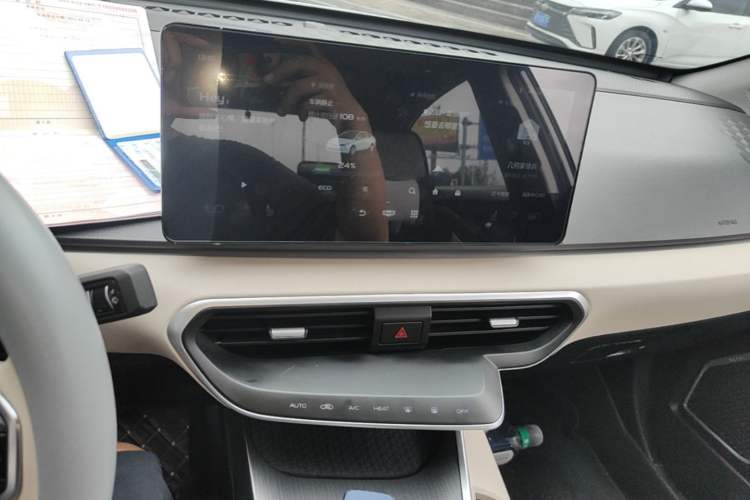 Used Geometry A 2022 Pro 430KM Green Apple Pro Audio And AC Panel
