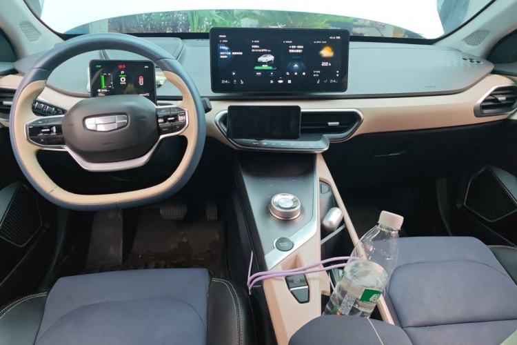 Used Geometry A 2022 Pro 430KM Green Apple Pro Center Console