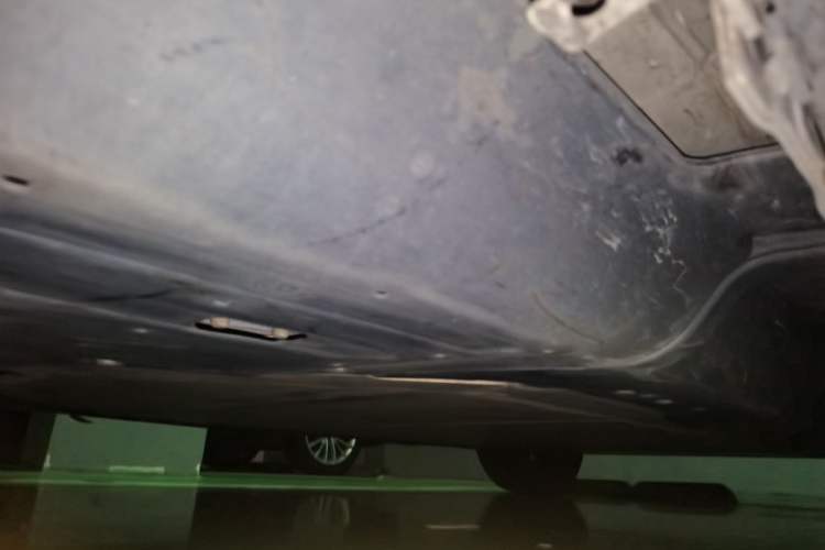 Used Geometry A 2022 Pro 430KM Green Apple Pro Chassis Front Left