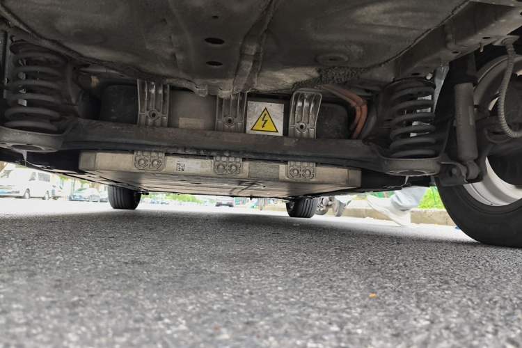 Used Geometry A 2022 Pro 430KM Commuter Edition Chassis Rear