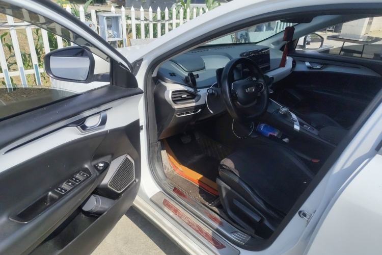Used Geometry A 2022 Pro 430KM Commuter Edition Driver Seat