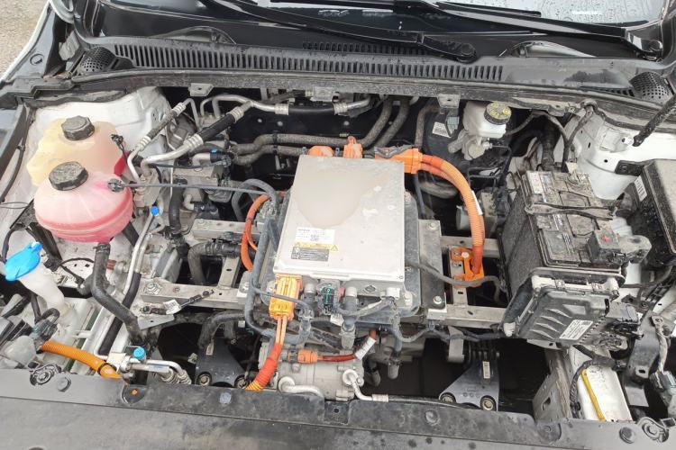 Used Geometry A 2022 Pro 430KM Commuter Edition Engine Bay