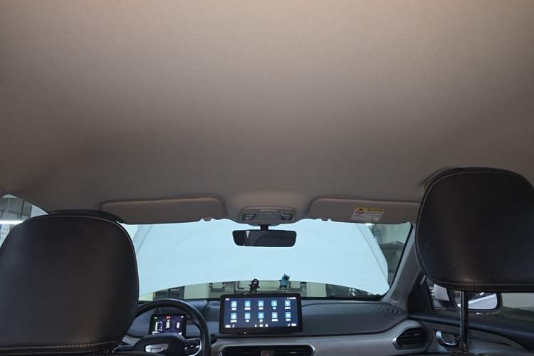 Used Geometry A 2022 Pro 430KM Commuter Edition Headliner