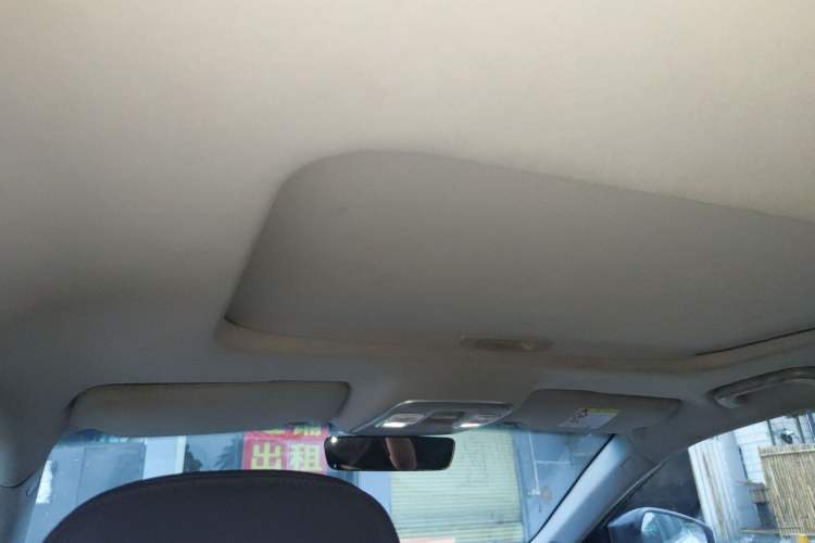 Used Geometry A 2022 Pro 600KM Red Apple Plus Headliner
