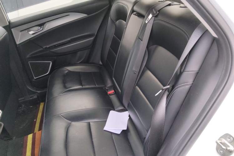 Used Geometry A 2022 Pro 430KM Commuter Edition Left Rear Seat